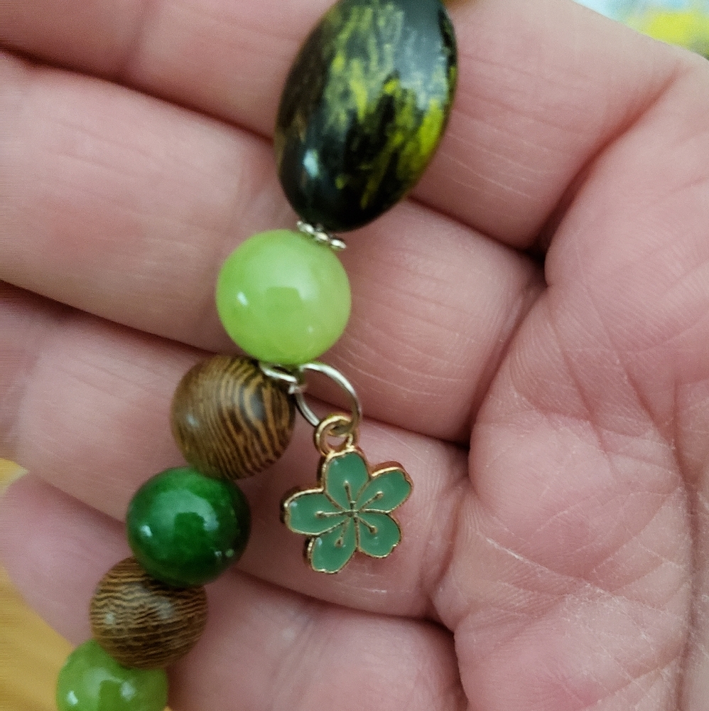 Homemade bracelets - Picture 2 of 2